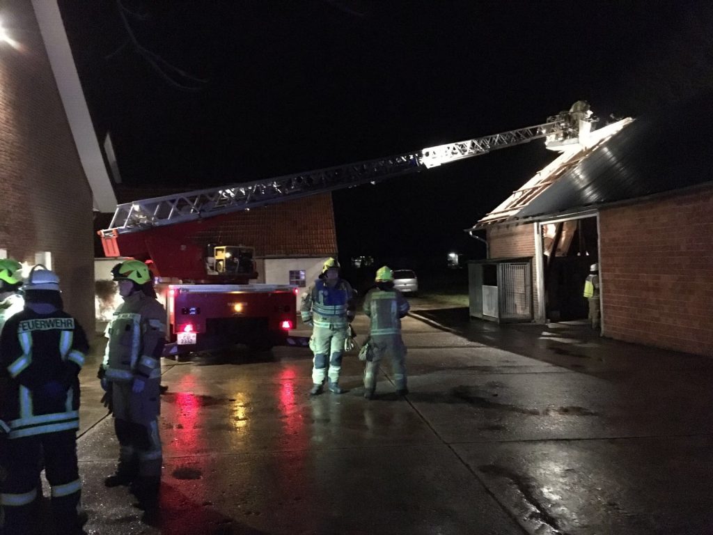 Sturmbedingte Einsätze an Altweiber Donnerstag