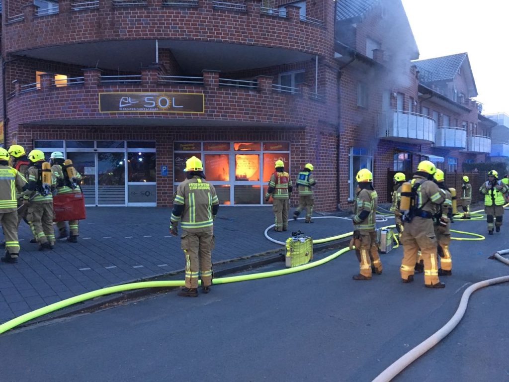 Brand in einem Ladenlokal in Delbrück