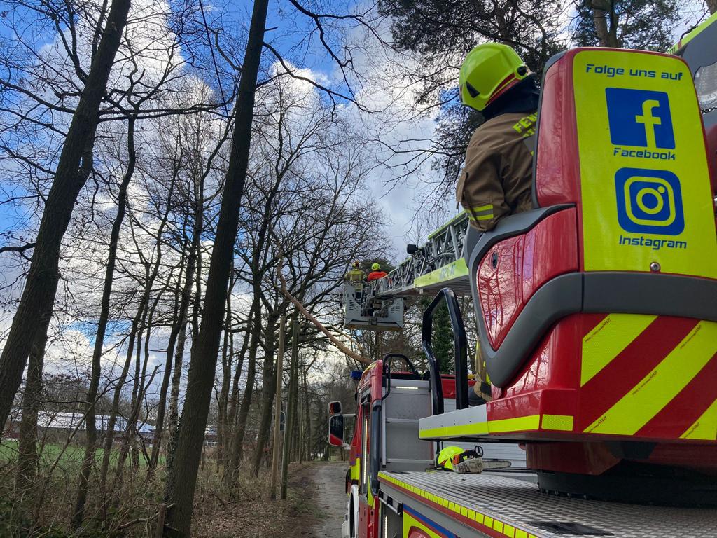 2 Sturmtiefs fordern Feuerwehr