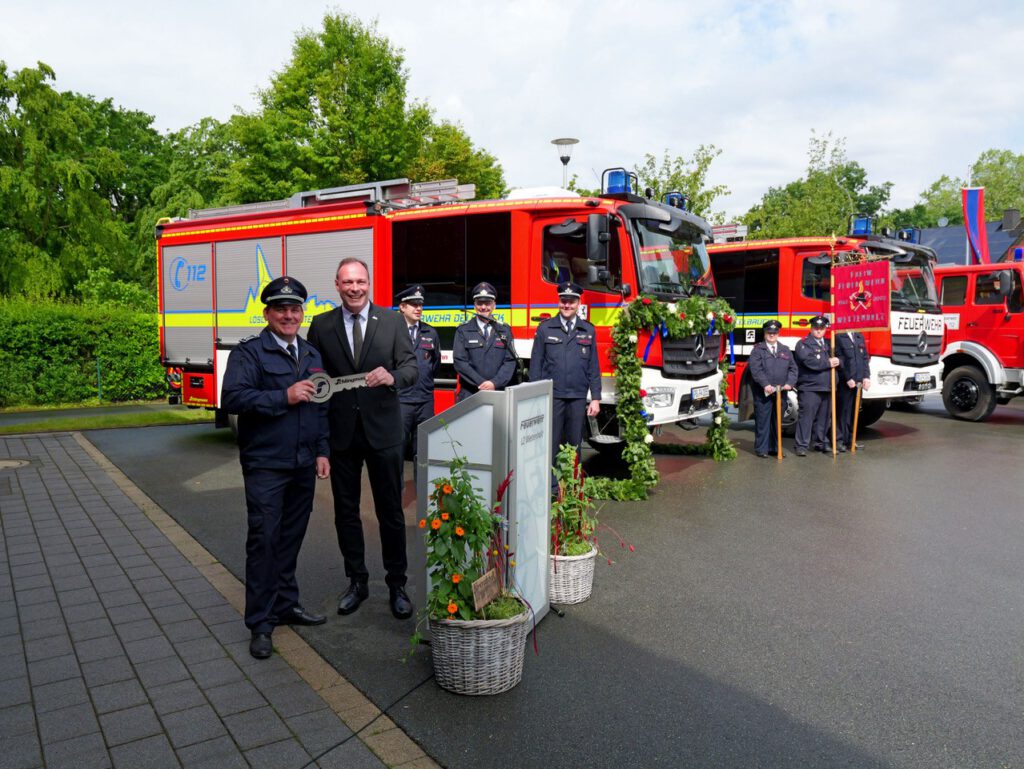 Fahrzeugübergabe und FGH-Erweiterung Westenholz